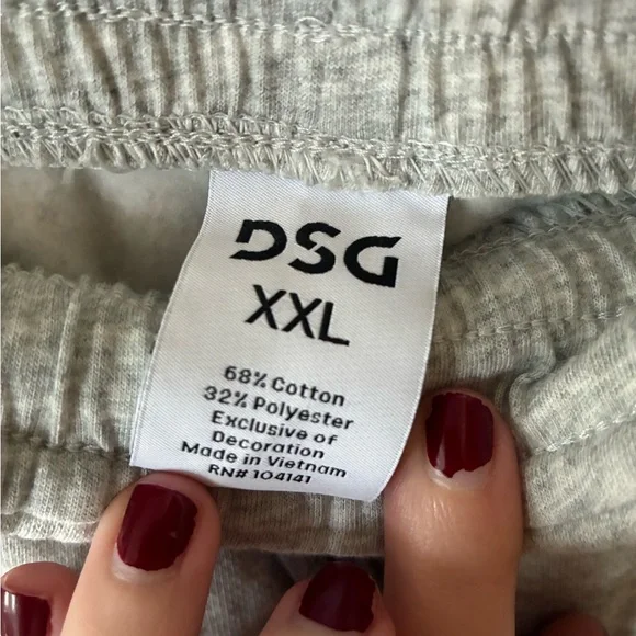 TWG Women’s Light Gray Sweatpants from DSG - Picture 2 of 7
